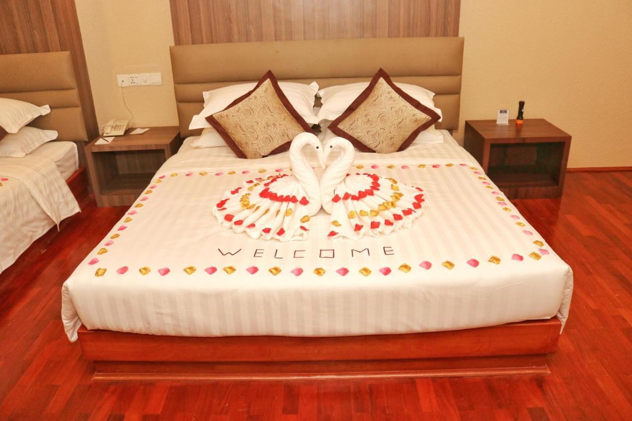 Hotel Htein Thar Таунджи Экстерьер фото